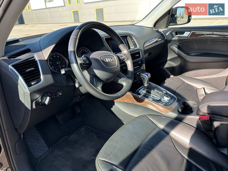 Внедорожник / Кроссовер Audi Q5 2015 в Киеве