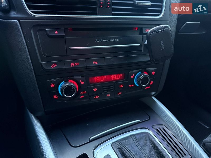 Внедорожник / Кроссовер Audi Q5 2011 в Киеве