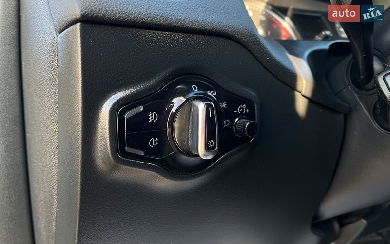 Внедорожник / Кроссовер Audi Q5 2015 в Коломые