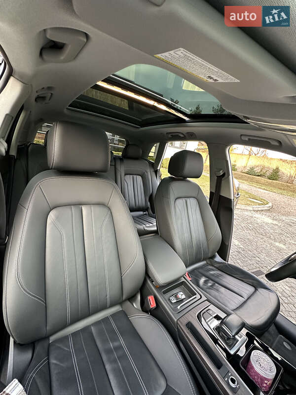 Внедорожник / Кроссовер Audi Q5 2021 в Львове