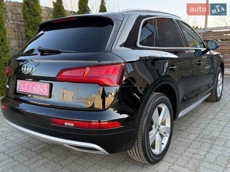 Внедорожник / Кроссовер Audi Q5 2019 в Стрые