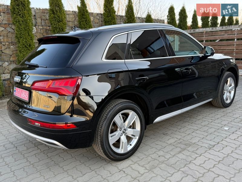 Внедорожник / Кроссовер Audi Q5 2019 в Стрые