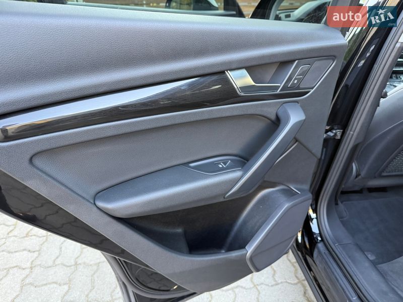 Внедорожник / Кроссовер Audi Q5 2019 в Стрые