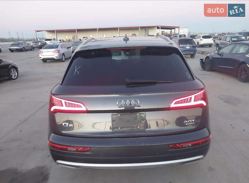 Внедорожник / Кроссовер Audi Q5 2018 в Житомире
