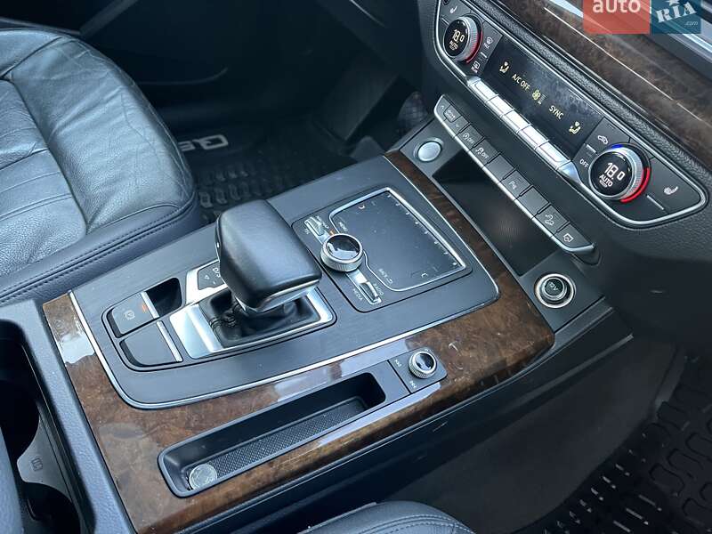 Позашляховик / Кросовер Audi Q5 2017 в Львові фото 24 Позашляховик / Кросовер Audi Q5 2017 в Львові