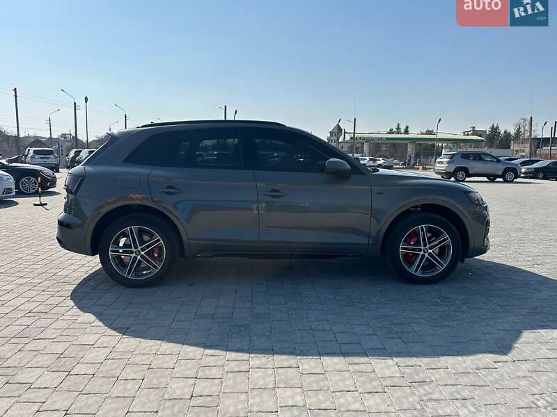 Внедорожник / Кроссовер Audi Q5 2023 в Ивано-Франковске