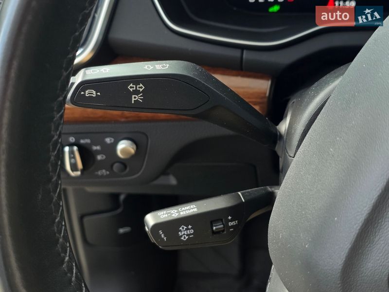Внедорожник / Кроссовер Audi Q5 2020 в Тернополе