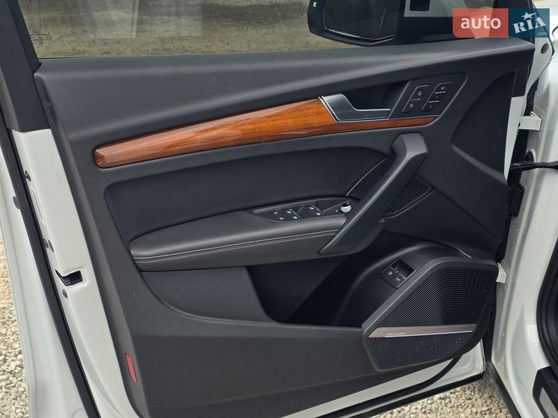 Внедорожник / Кроссовер Audi Q5 2020 в Тернополе