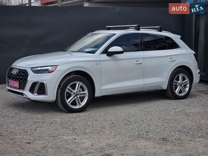 Внедорожник / Кроссовер Audi Q5 2020 в Тернополе
