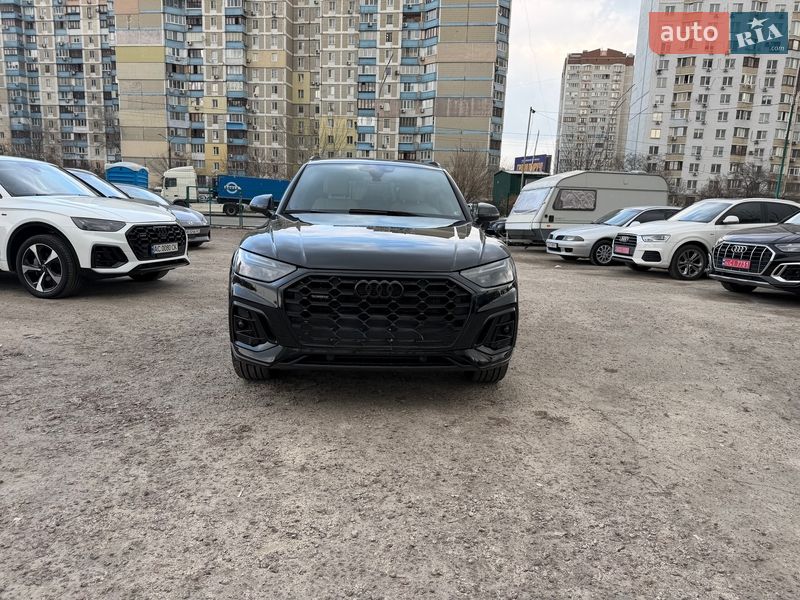 Внедорожник / Кроссовер Audi Q5 2024 в Киеве