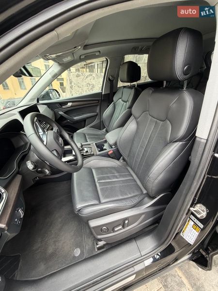 Внедорожник / Кроссовер Audi Q5 2024 в Киеве