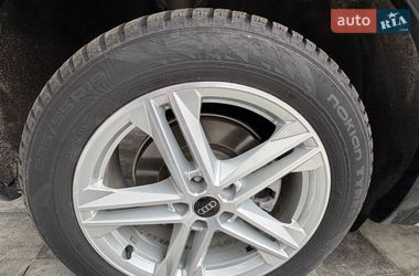 Внедорожник / Кроссовер Audi Q5 2024 в Киеве