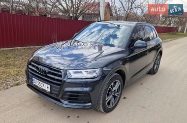 Позашляховик / Кросовер Audi Q5 2017 в Кам'янець-Подільському