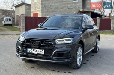 Внедорожник / Кроссовер Audi Q5 2017 в Стрые