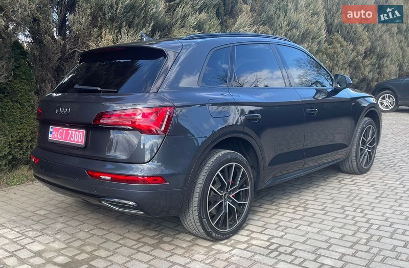 Внедорожник / Кроссовер Audi Q5 2020 в Самборе