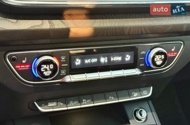 Внедорожник / Кроссовер Audi Q5 2017 в Харькове