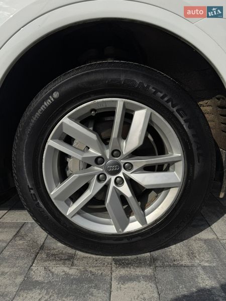 Позашляховик / Кросовер Audi Q5 2019 в Тернополі