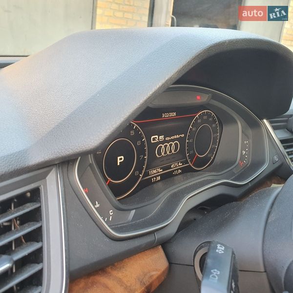 Позашляховик / Кросовер Audi Q5 2017 в Луцьку