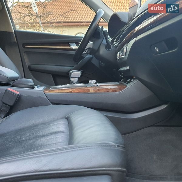 Позашляховик / Кросовер Audi Q5 2017 в Луцьку