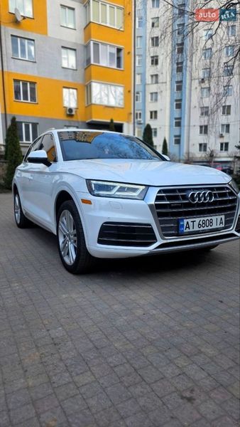 Внедорожник / Кроссовер Audi Q5 2017 в Ивано-Франковске