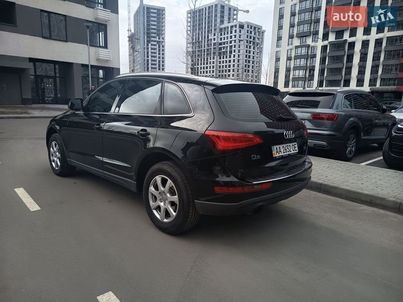 Внедорожник / Кроссовер Audi Q5 2014 в Киеве
