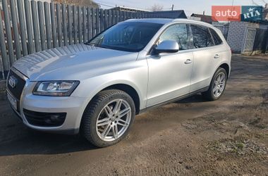 Внедорожник / Кроссовер Audi Q5 2011 в Кременчуге
