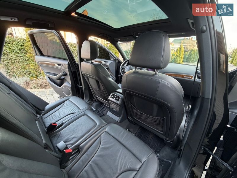 Внедорожник / Кроссовер Audi Q5 2015 в Одессе