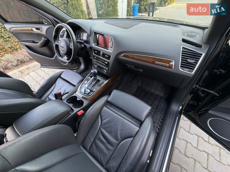 Внедорожник / Кроссовер Audi Q5 2015 в Одессе