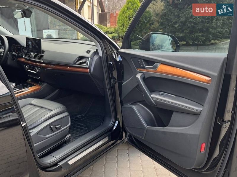 Позашляховик / Кросовер Audi Q5 2021 в Хмельницькому