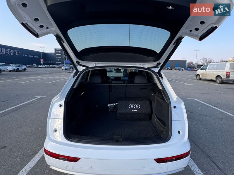 Внедорожник / Кроссовер Audi Q5 2020 в Киеве фото 41 Внедорожник / Кроссовер Audi Q5 2020 в Киеве