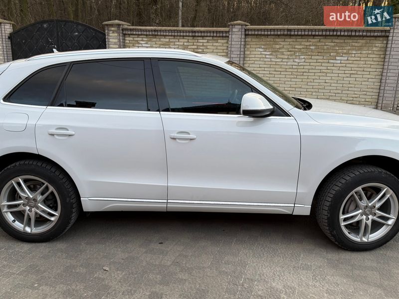 Позашляховик / Кросовер Audi Q5 2013 в Львові фото 10 Позашляховик / Кросовер Audi Q5 2013 в Львові