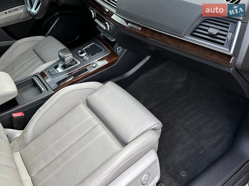 Внедорожник / Кроссовер Audi Q5 2018 в Львове