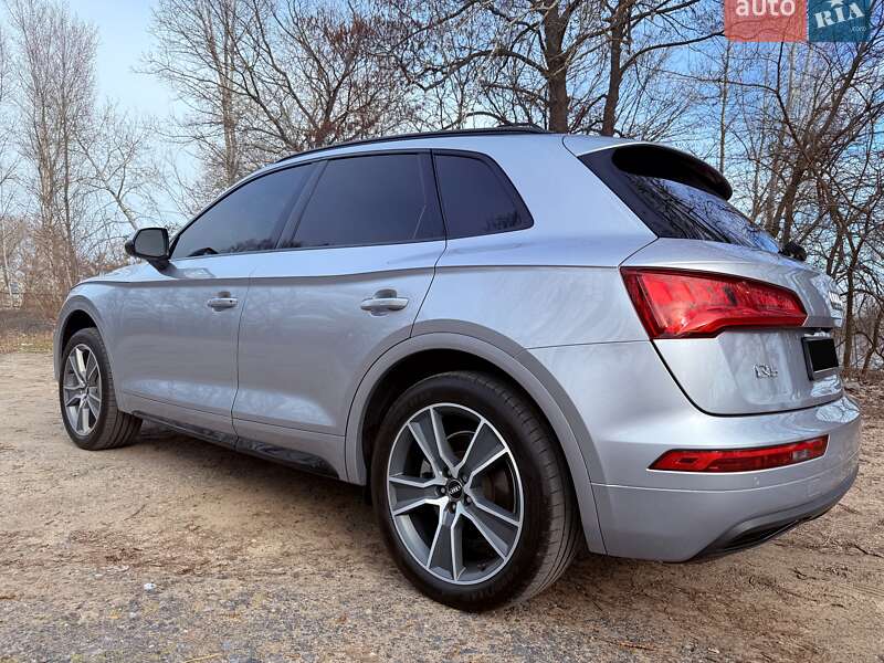 Внедорожник / Кроссовер Audi Q5 2018 в Кременчуге фото 6 Внедорожник / Кроссовер Audi Q5 2018 в Кременчуге