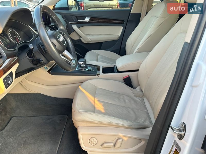 Внедорожник / Кроссовер Audi Q5 2017 в Киеве фото 18 Внедорожник / Кроссовер Audi Q5 2017 в Киеве