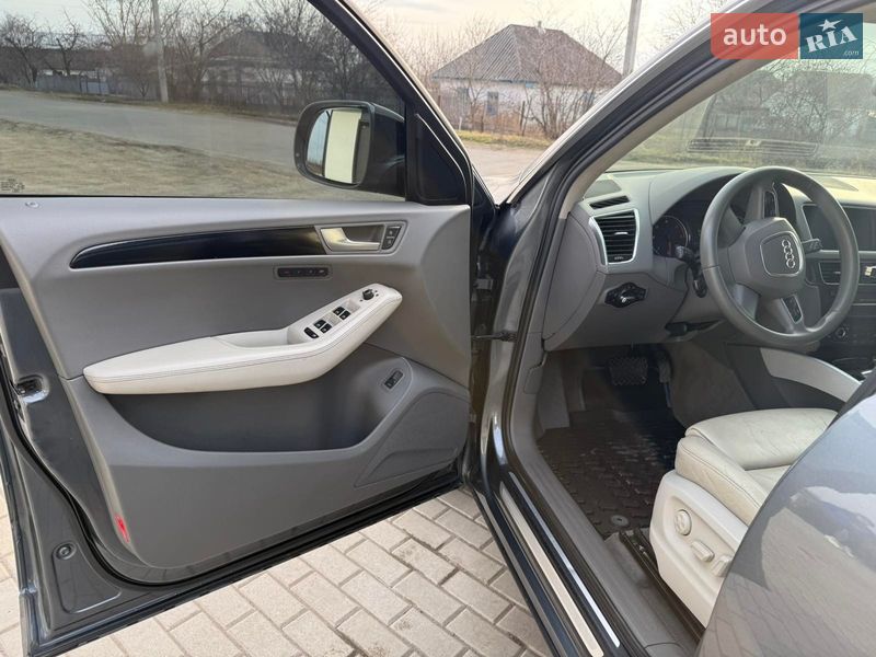 Внедорожник / Кроссовер Audi Q5 2011 в Новоархангельске фото 16 Внедорожник / Кроссовер Audi Q5 2011 в Новоархангельске