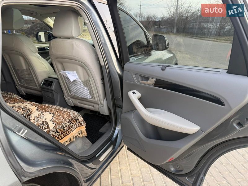 Внедорожник / Кроссовер Audi Q5 2011 в Новоархангельске фото 21 Внедорожник / Кроссовер Audi Q5 2011 в Новоархангельске