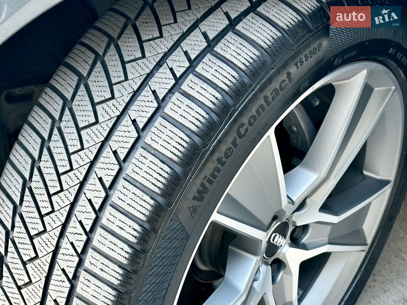 Позашляховик / Кросовер Audi Q5 2019 в Києві фото 14 Позашляховик / Кросовер Audi Q5 2019 в Києві