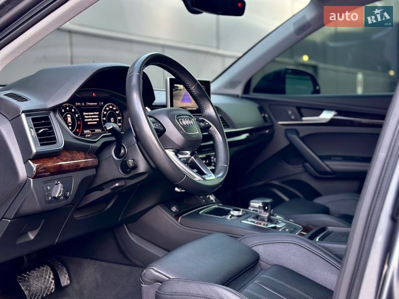 Позашляховик / Кросовер Audi Q5 2019 в Києві фото 30 Позашляховик / Кросовер Audi Q5 2019 в Києві