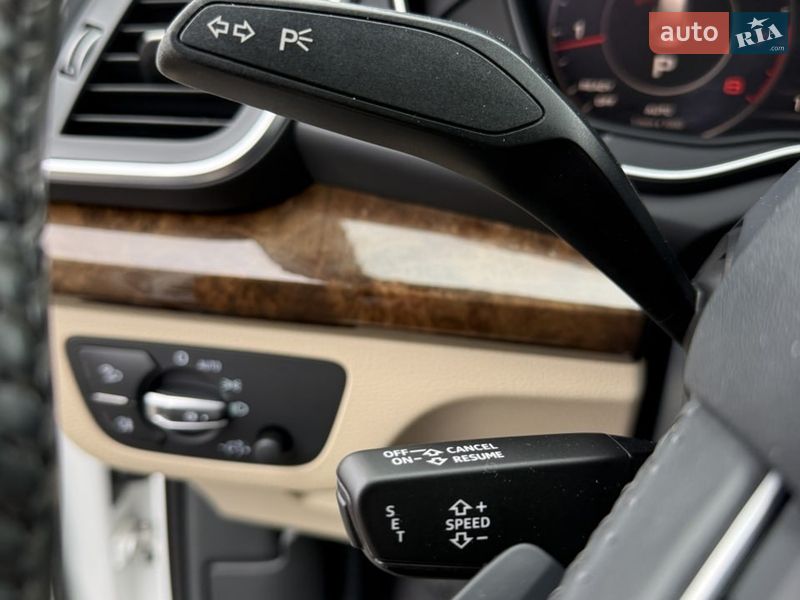 Внедорожник / Кроссовер Audi Q5 2018 в Сумах