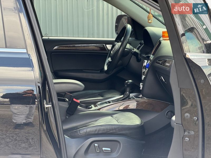 Внедорожник / Кроссовер Audi Q5 2013 в Виннице