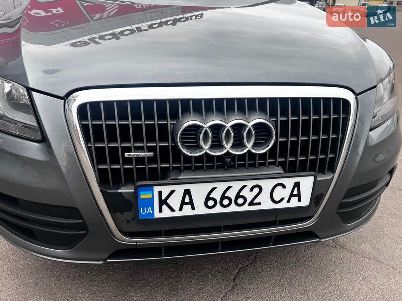 Внедорожник / Кроссовер Audi Q5 2011 в Киеве
