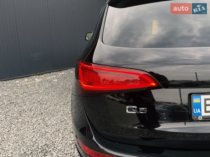 Позашляховик / Кросовер Audi Q5 2015 в Самборі