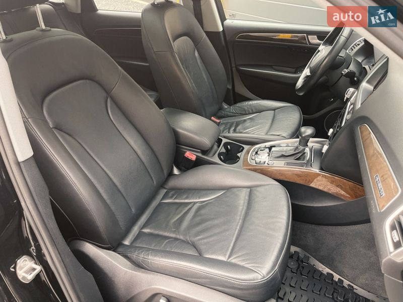 Позашляховик / Кросовер Audi Q5 2015 в Самборі