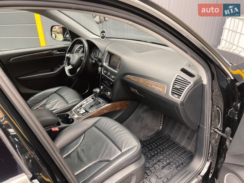 Позашляховик / Кросовер Audi Q5 2015 в Самборі