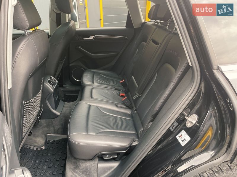 Позашляховик / Кросовер Audi Q5 2015 в Самборі