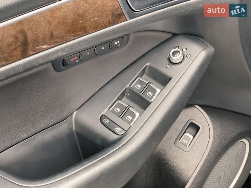 Позашляховик / Кросовер Audi Q5 2015 в Самборі