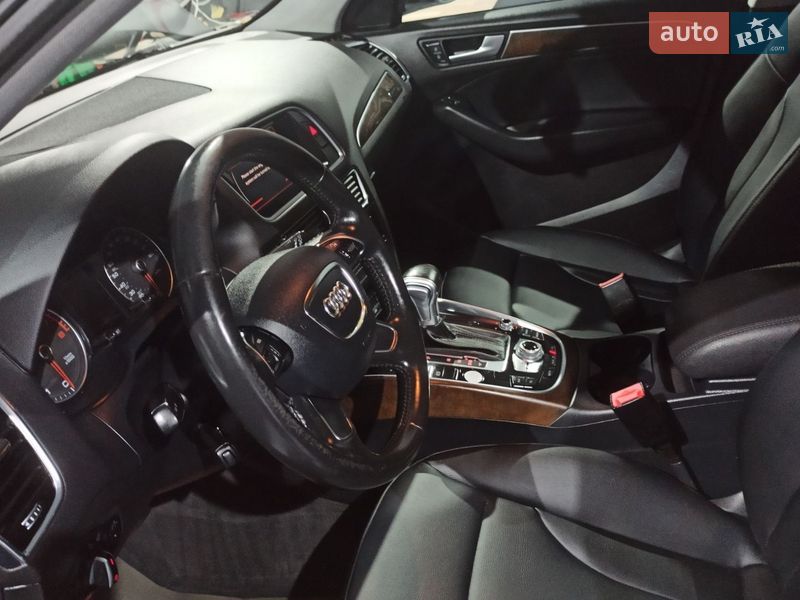 Внедорожник / Кроссовер Audi Q5 2016 в Старом Самборе