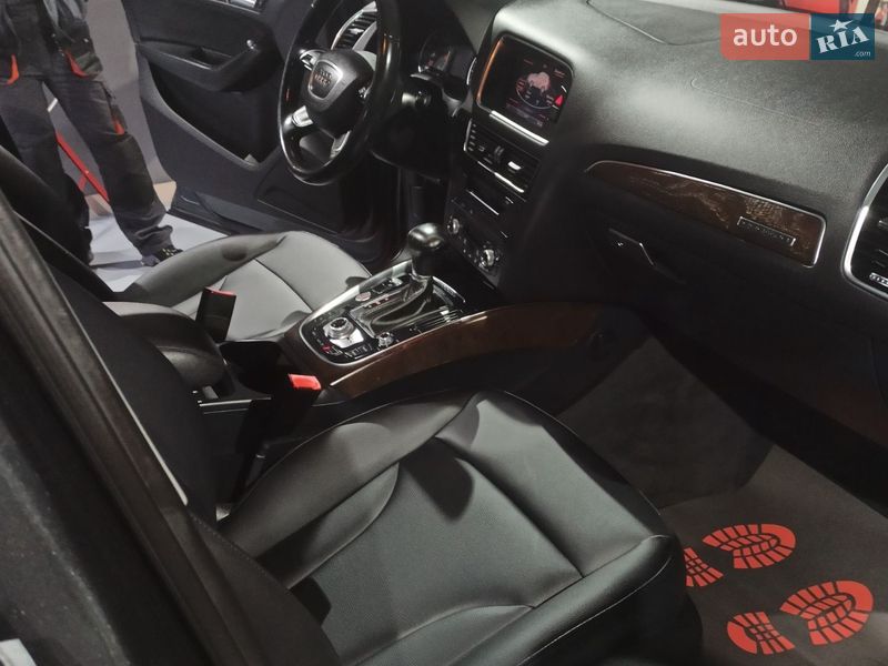 Внедорожник / Кроссовер Audi Q5 2016 в Старом Самборе