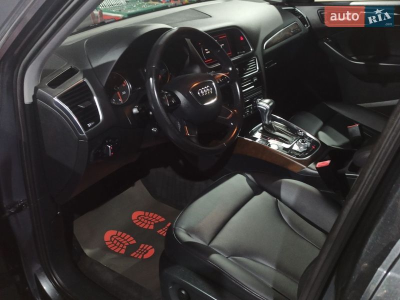 Внедорожник / Кроссовер Audi Q5 2016 в Старом Самборе