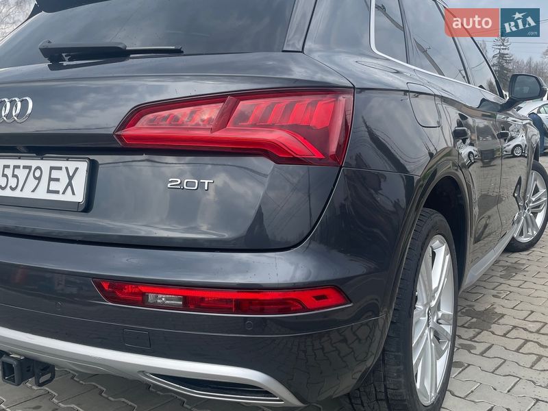 Внедорожник / Кроссовер Audi Q5 2018 в Черновцах